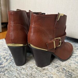 JustFab Brown & Gold Pemberly Booties